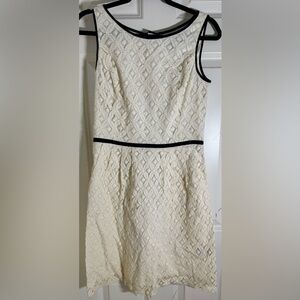 Lauren‎ Ralph Lauren Ivory Lace Fit & Flare Dress Black Trim Size 6